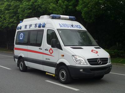 av无码+高潮+白丝 时代的进步造就现在的广州救护车生产厂家